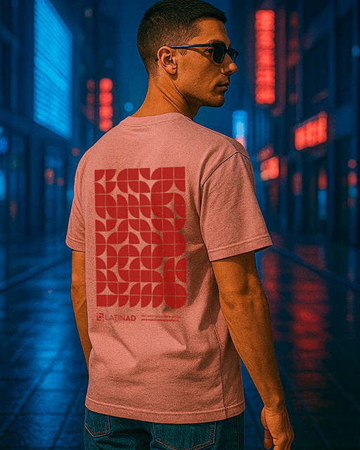 Remera LatinAd Geometric Rosa